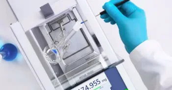 การทำความสะอาดเครื่องชั่งในห้องแล็บ Mettler Toledo